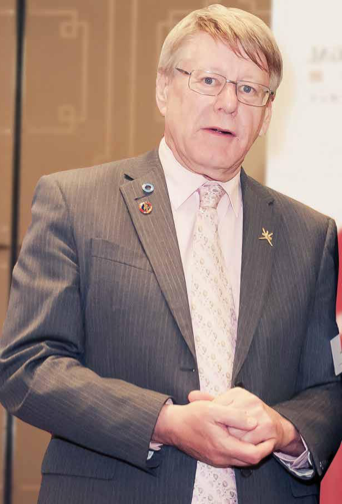 The Hon Bruce Atkinson, President of the Legislative Council维多利亚州立法会主席